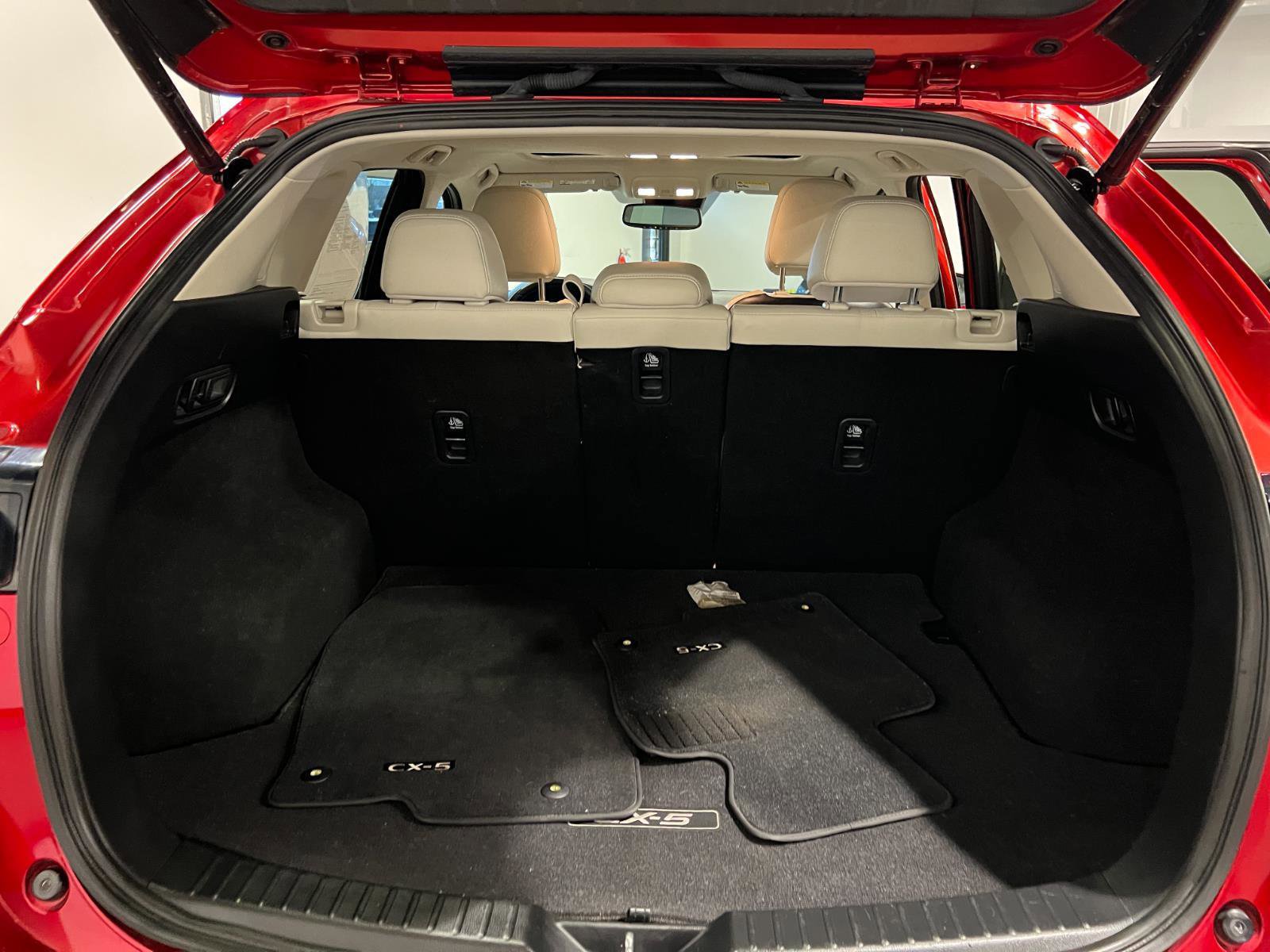 Used 2021 MAZDA CX-5 Grand Touring image 32