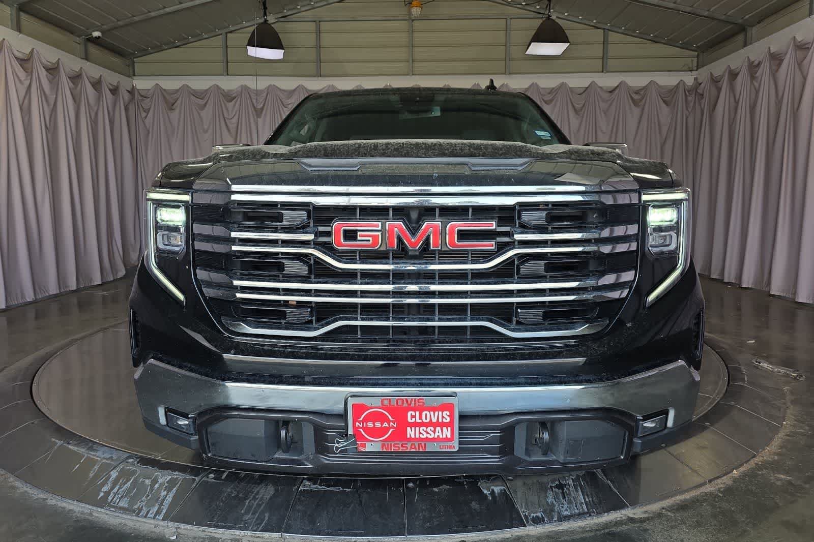 Used 2025 GMC Sierra 1500 SLT RWD image 11