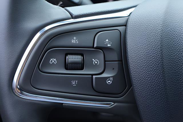 Used 2025 Buick Envista Avenir FWD image 22