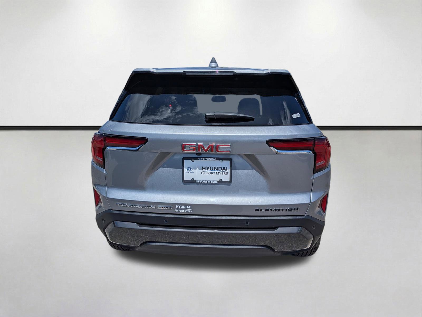 Used 2025 GMC Terrain Elevation AWD/4WD image 5