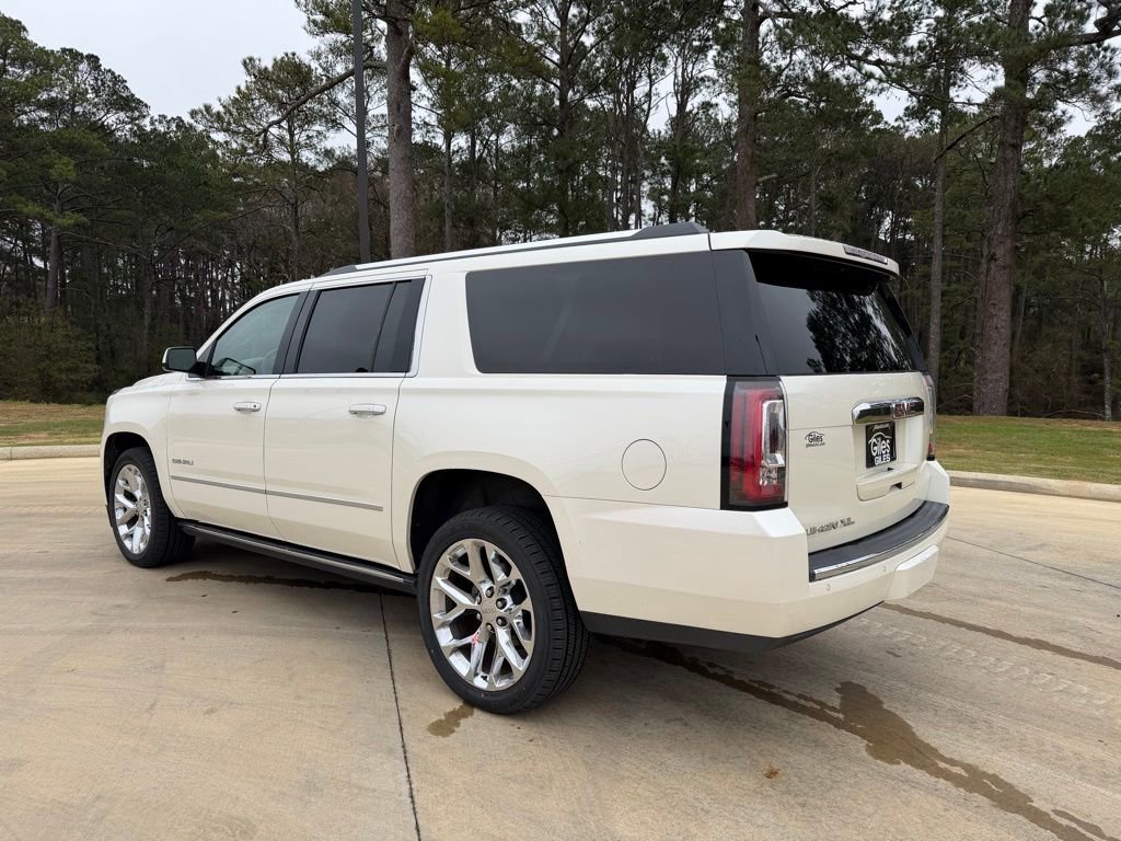 Used 2015 GMC Yukon XL Denali w/ Premium Package image 3