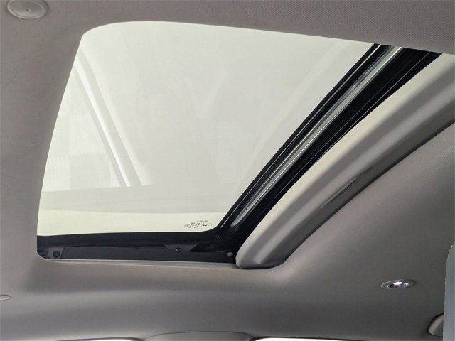 Used 2023 Honda HR-V EX-L image 14