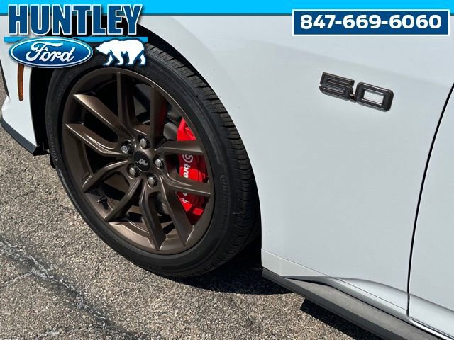 Used 2024 Ford Mustang GT Premium image 7