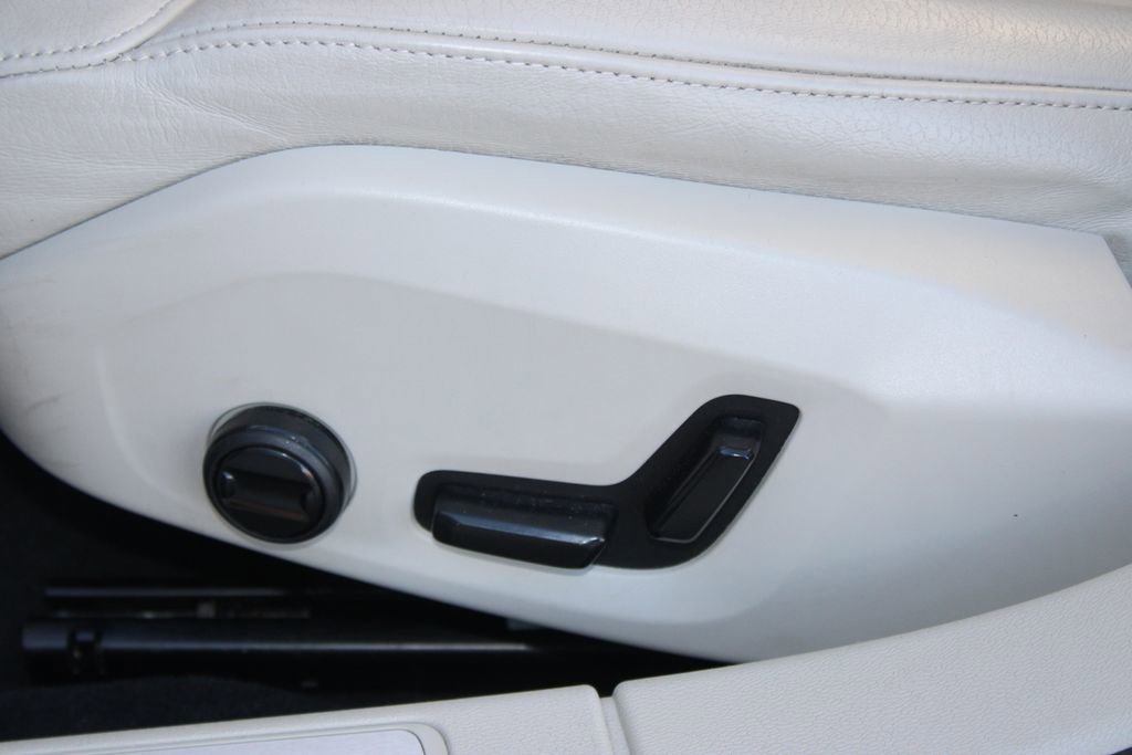 Used 2024 Volvo S60 B5 Plus image 19