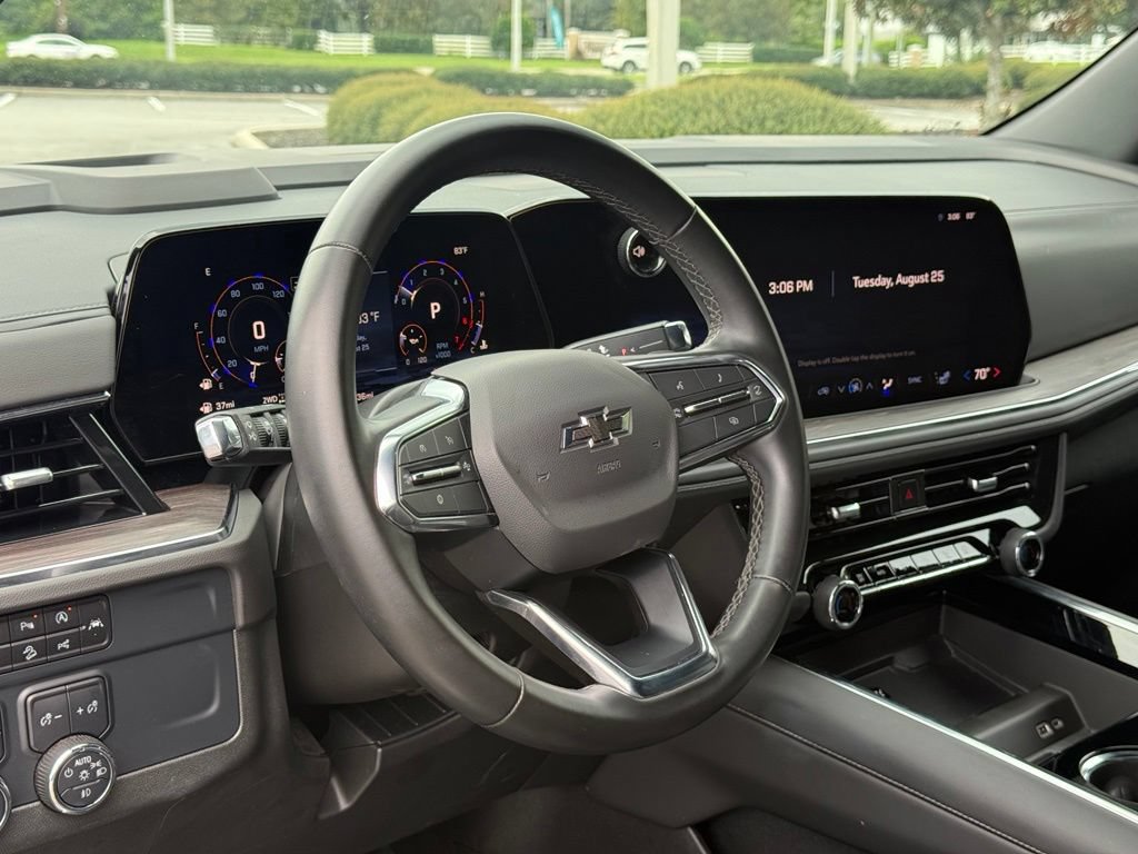 Used 2025 Chevrolet Tahoe Z71 AWD/4WD image 15