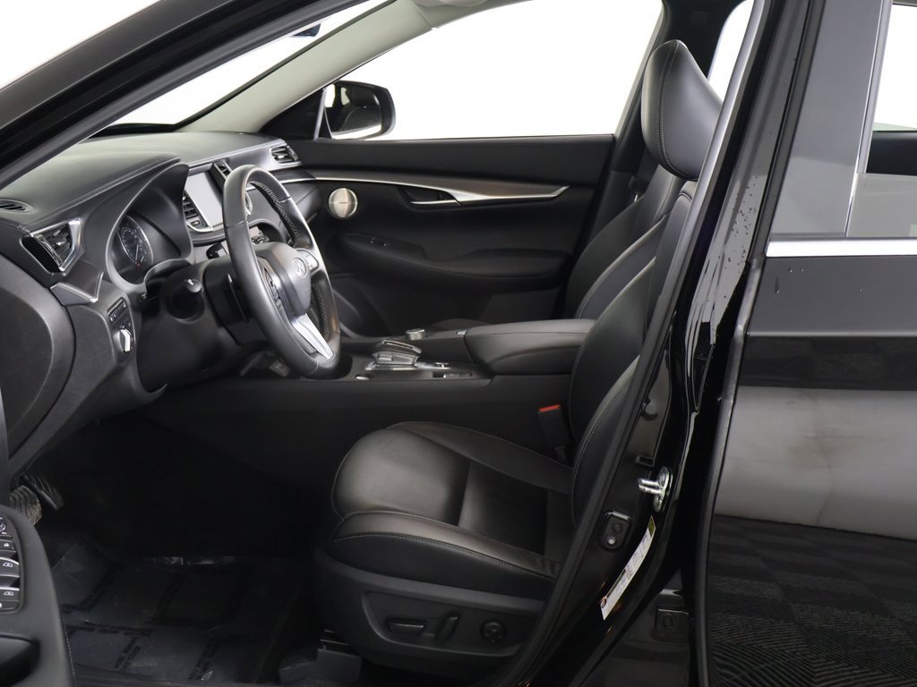 Used 2023 INFINITI QX50 Luxe image 26