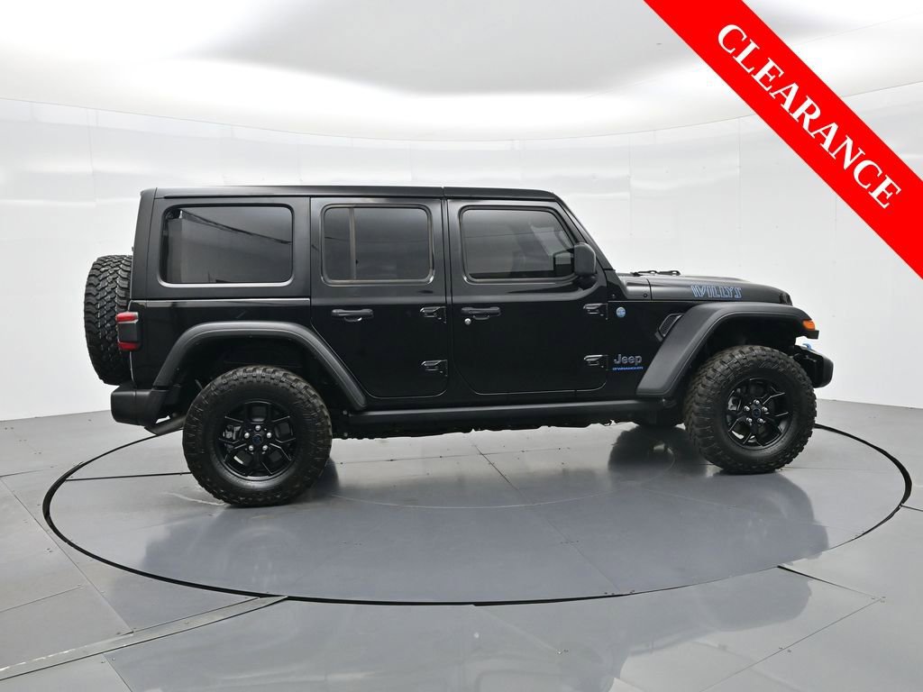Used 2024 Jeep Wrangler Unlimited image 5
