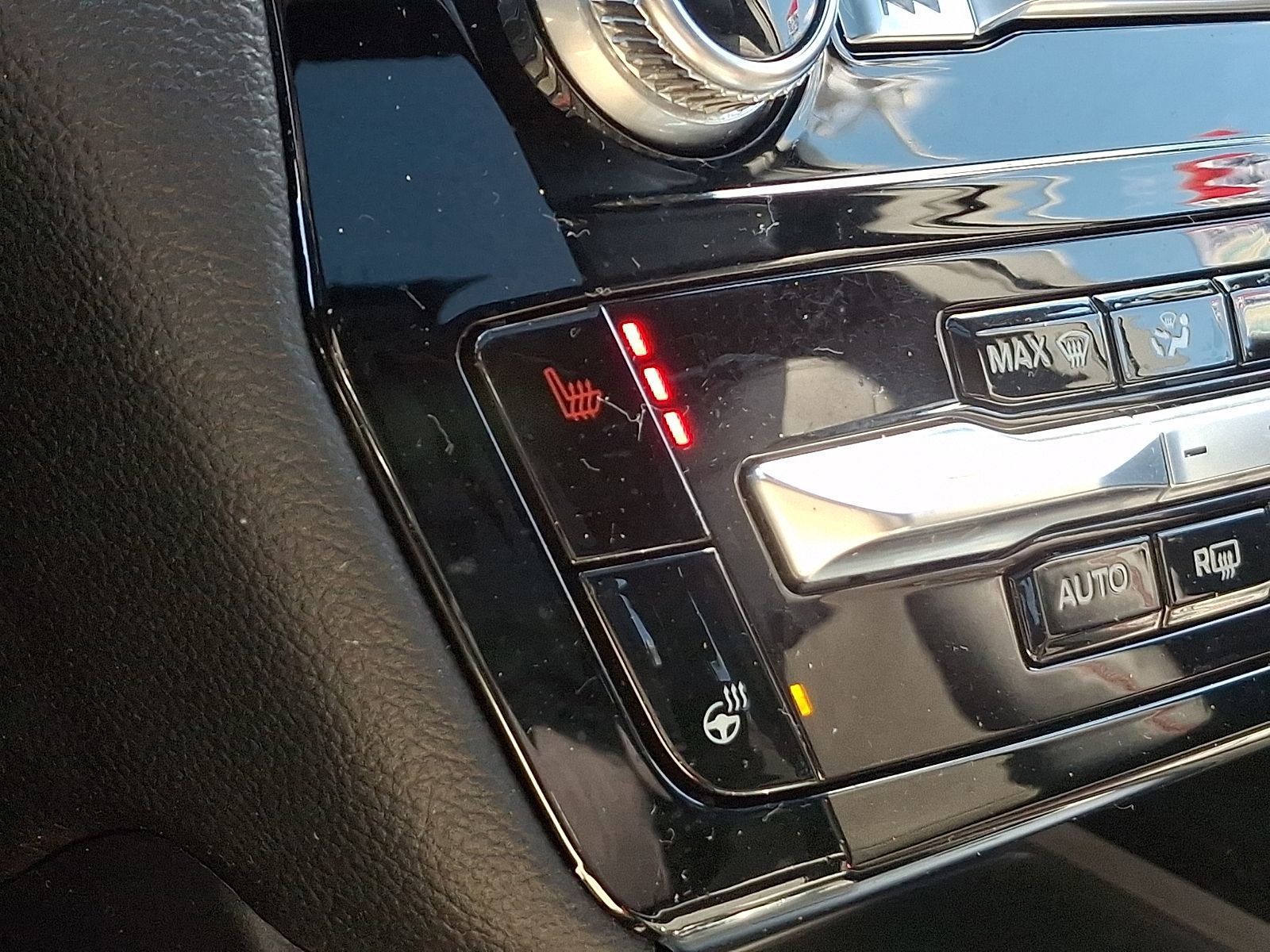 Used 2022 Ford Explorer ST-Line w/ Class IV Trailer Tow Package image 27