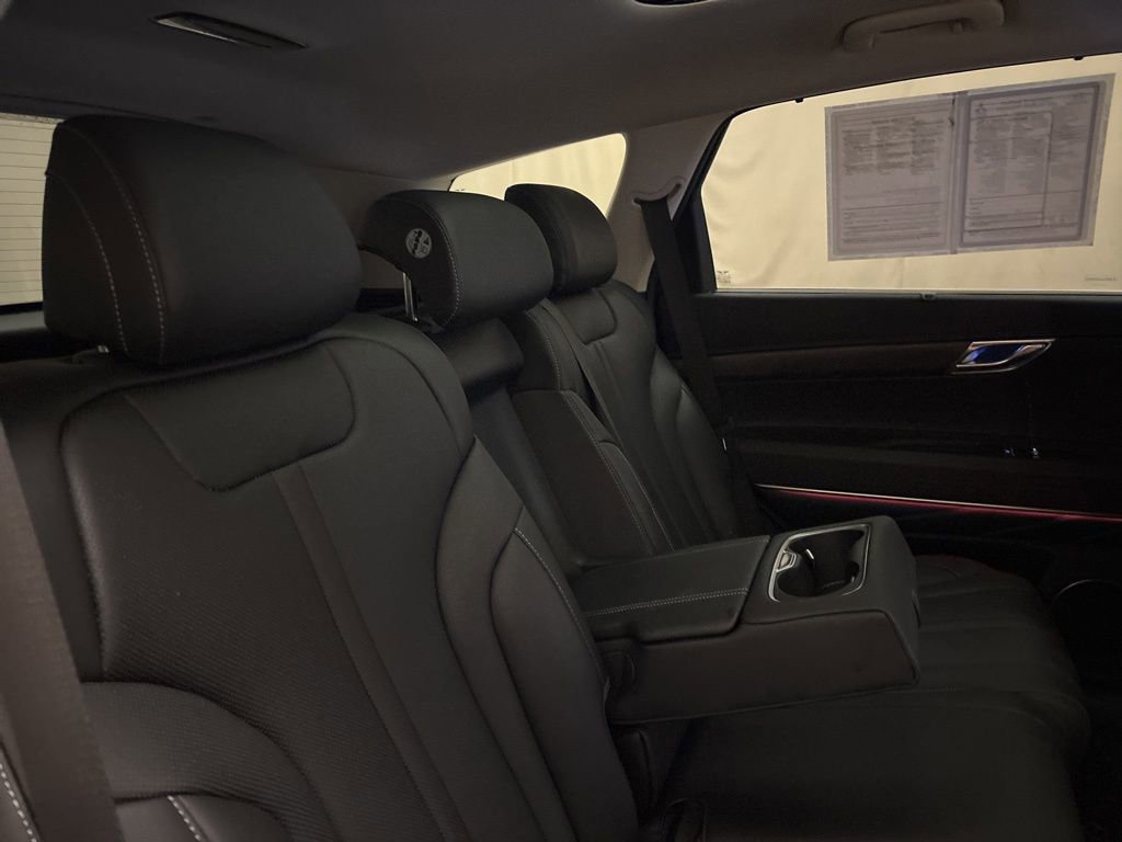 Used 2025 Genesis GV80 2.5T Select image 23