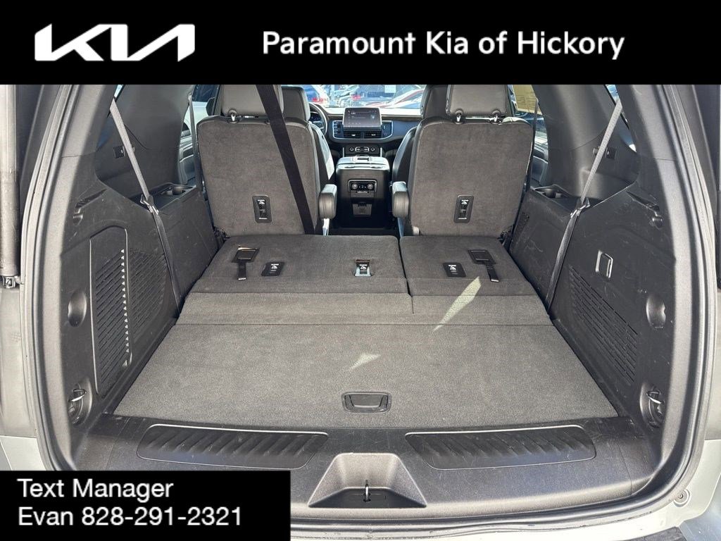 Used 2024 Chevrolet Tahoe LT image 12