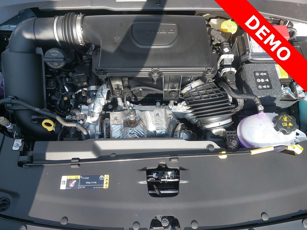 New 2025 Jeep Compass Sport image 32