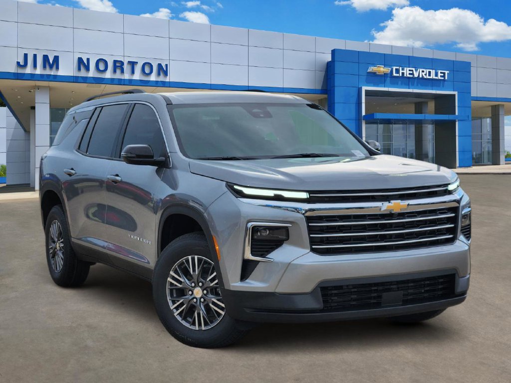 New 2026 Chevrolet Traverse LT w/ LPO, Floor Liner Package FWD image 1