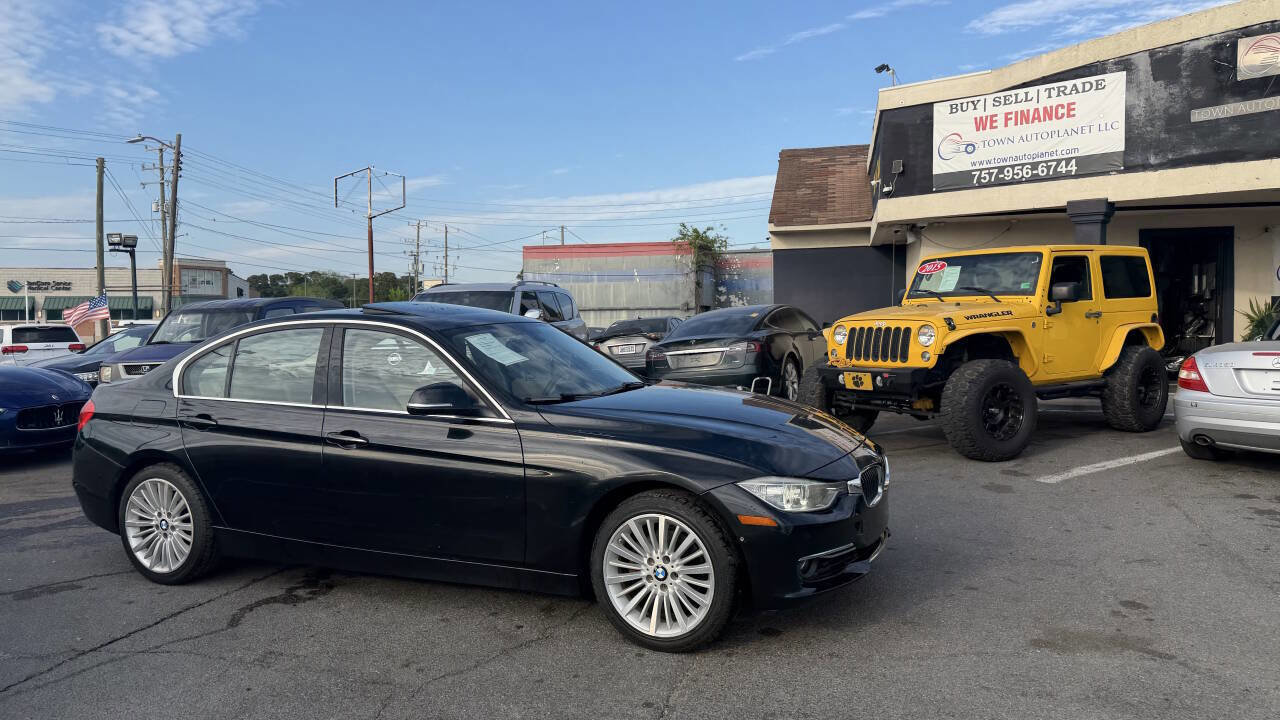 Used 2013 BMW 328i xDrive Sedan AWD/4WD image 14