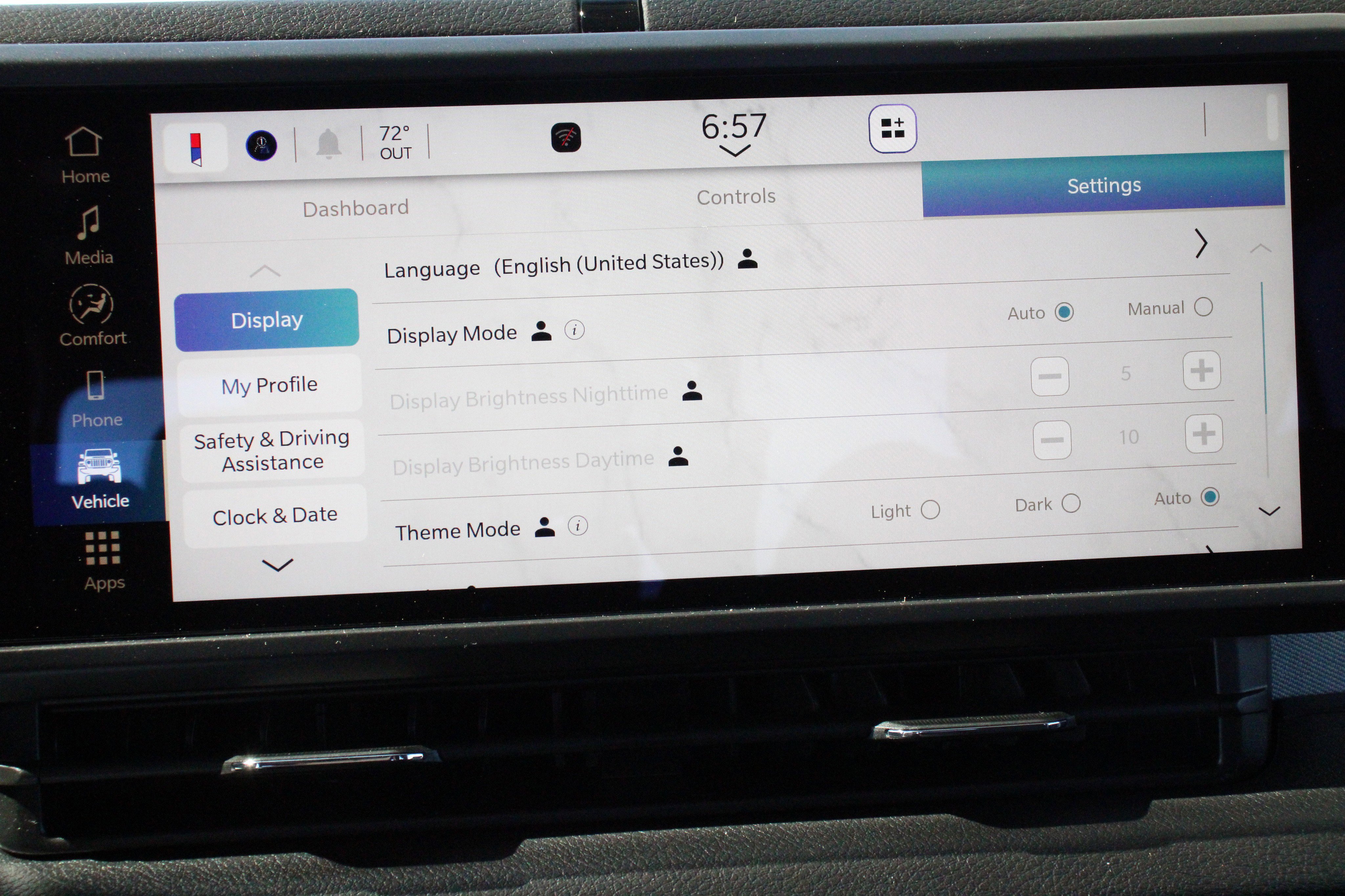 New 2026 Jeep Gladiator Sport image 16