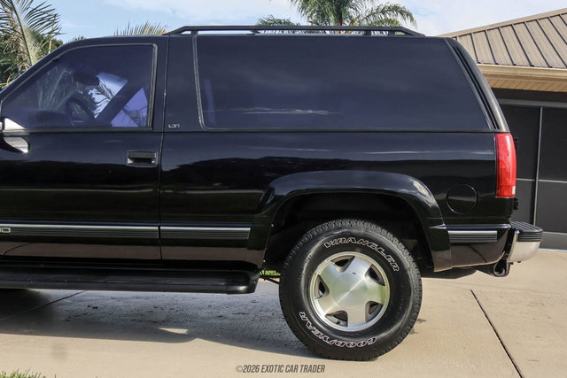 Used 1997 Chevrolet Tahoe 4WD 2-Door w/ Preferred Equipment Group 3 image 3