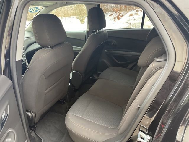 Used 2020 Chevrolet Trax LS w/ Tint and Cruise Package image 10