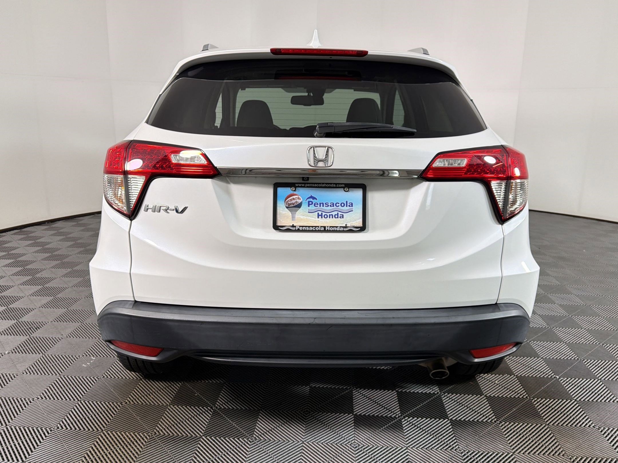 Used 2021 Honda HR-V EX-L image 7