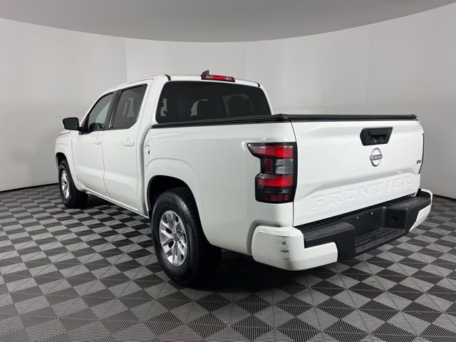 Used 2024 Nissan Frontier SV image 10