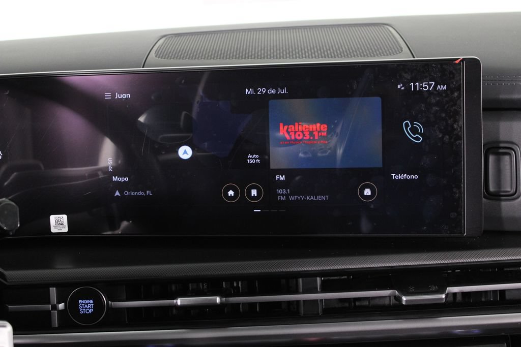 Certified 2025 Hyundai Santa Fe XRT AWD/4WD image 9