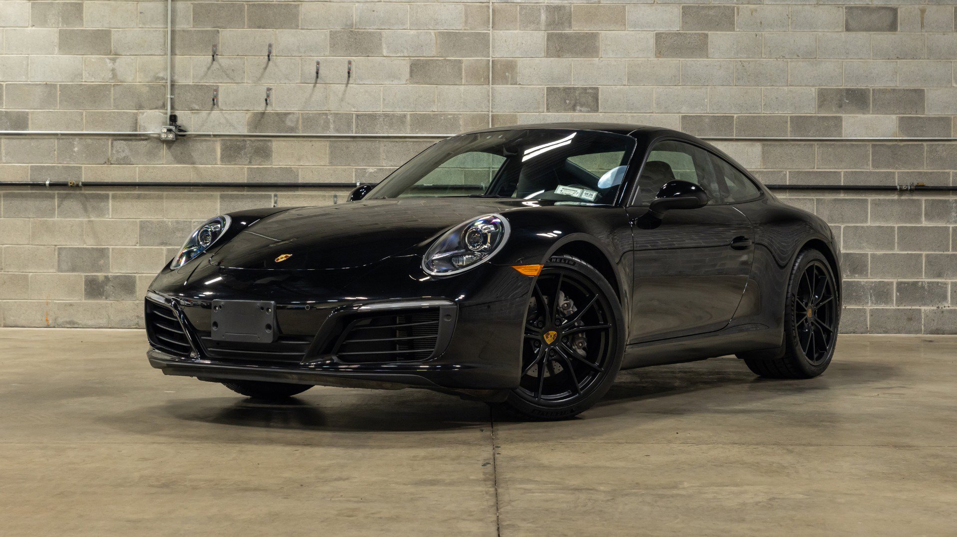 Used 2019 Porsche 911 Carrera RWD image 3