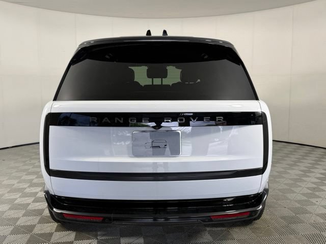 Used 2025 Land Rover Range Rover SE AWD/4WD image 3