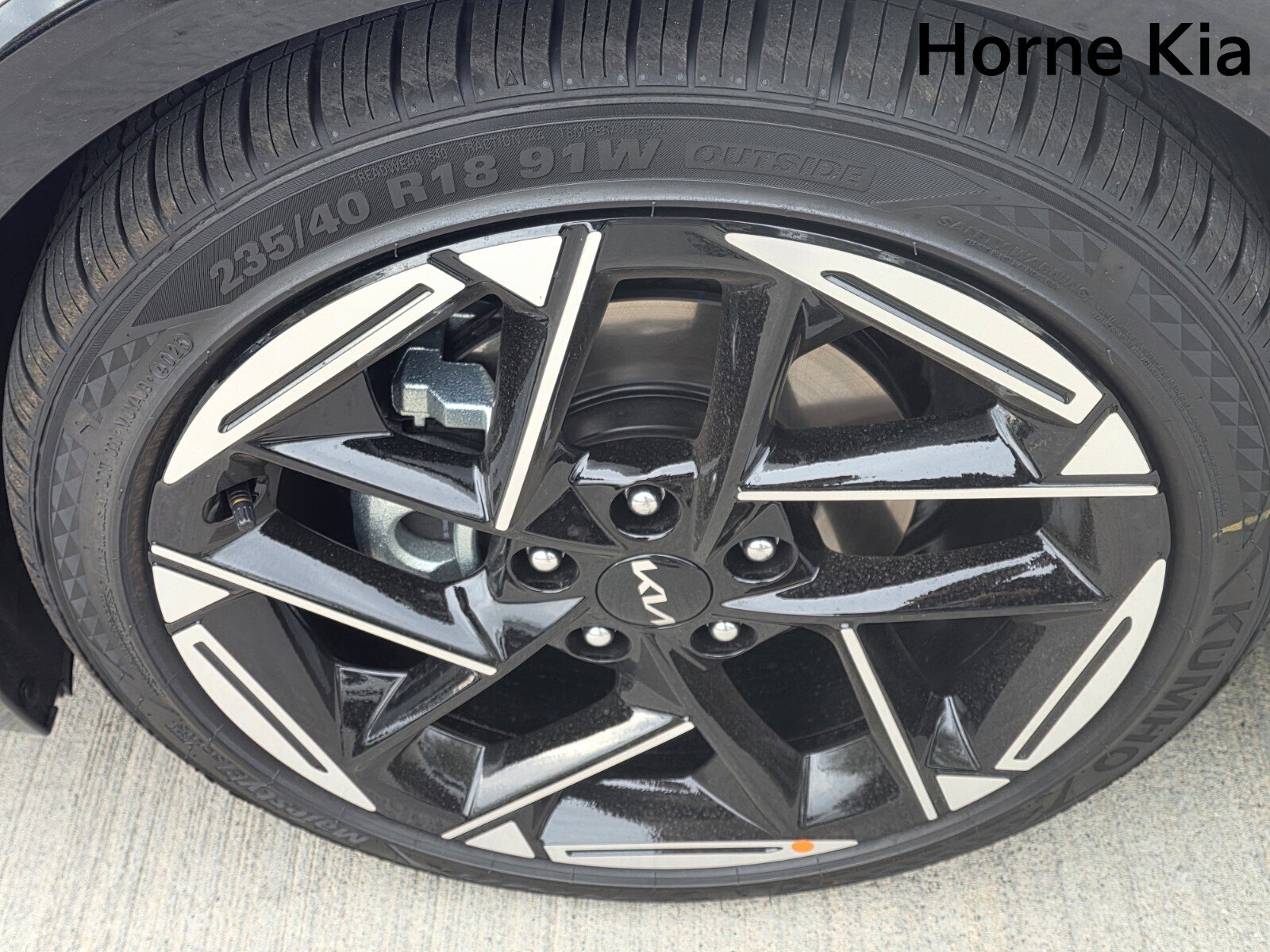 New 2025 Kia K4 GT-Line image 8