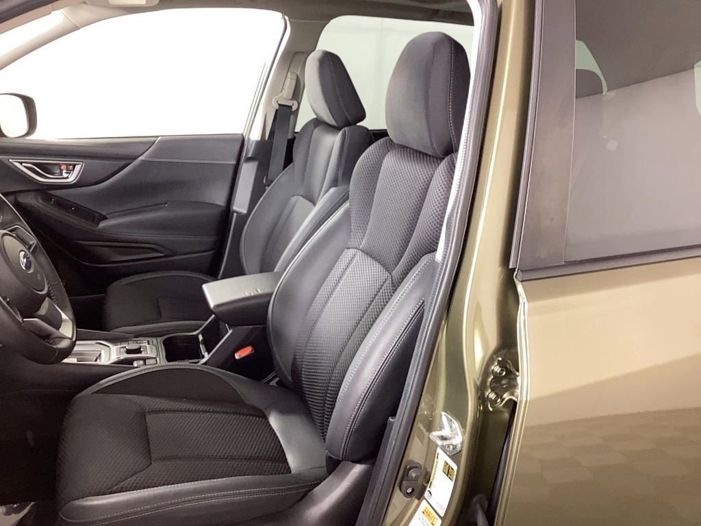 Used 2022 Subaru Forester Premium image 14
