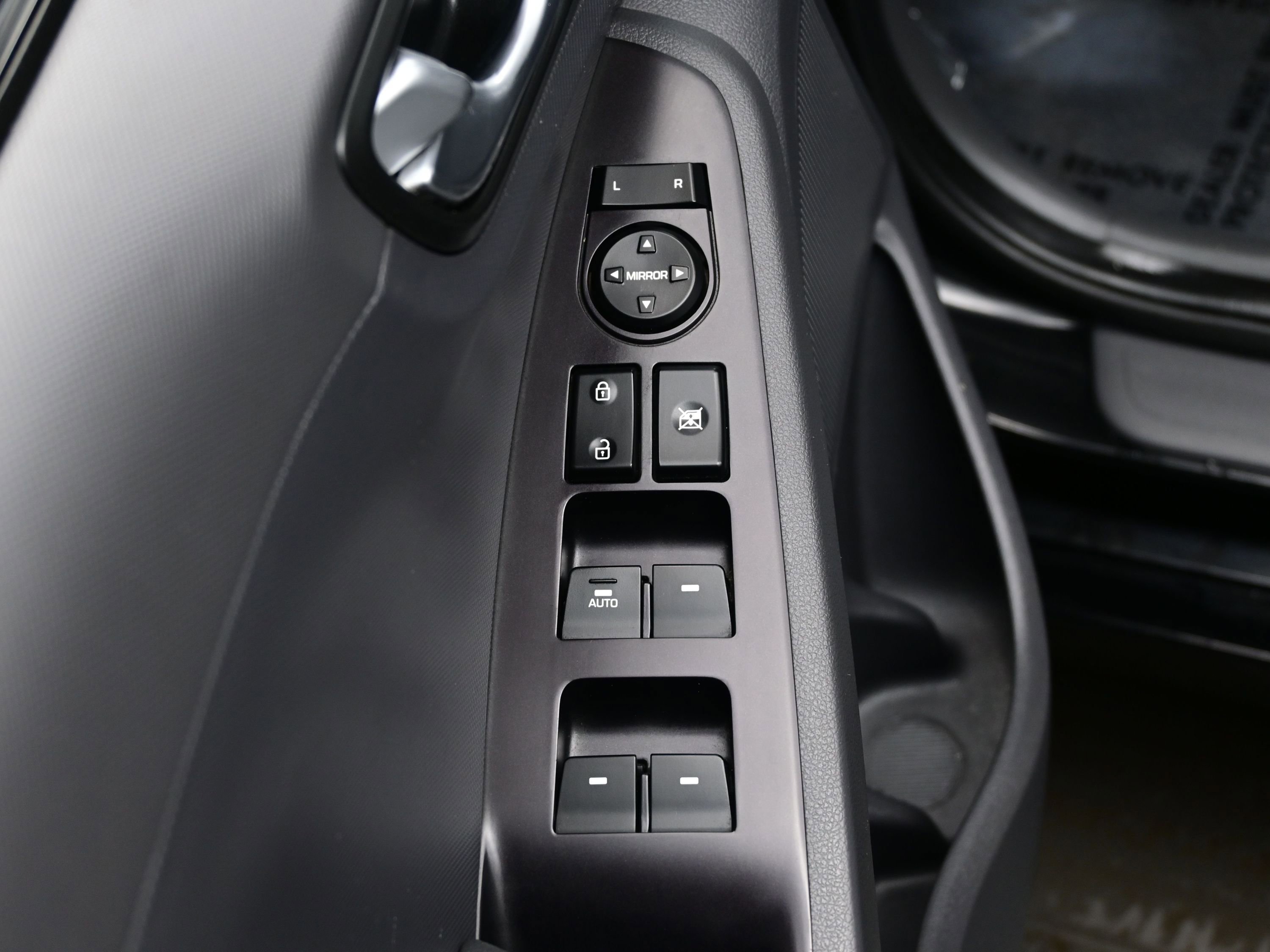 Used 2019 Hyundai Ioniq SEL FWD image 10