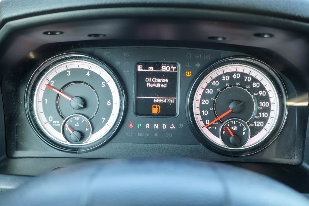 Used 2024 RAM 1500 Classic SLT AWD/4WD image 11