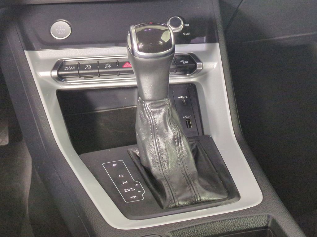 Used 2020 Audi Q3 2.0T Premium w/ Convenience Package image 22