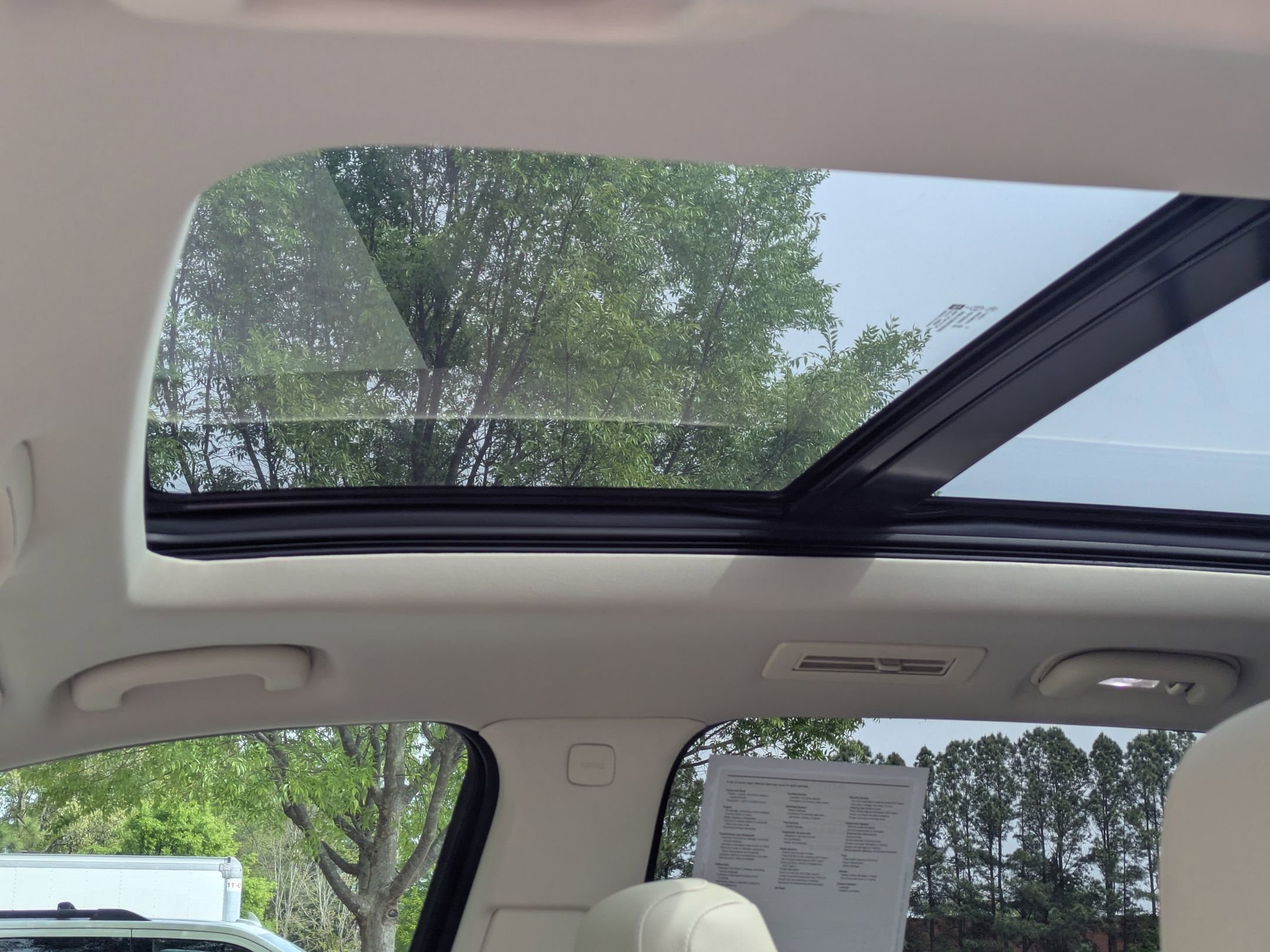 Used 2023 Cadillac XT6 Premium Luxury w/ Technology Package image 15