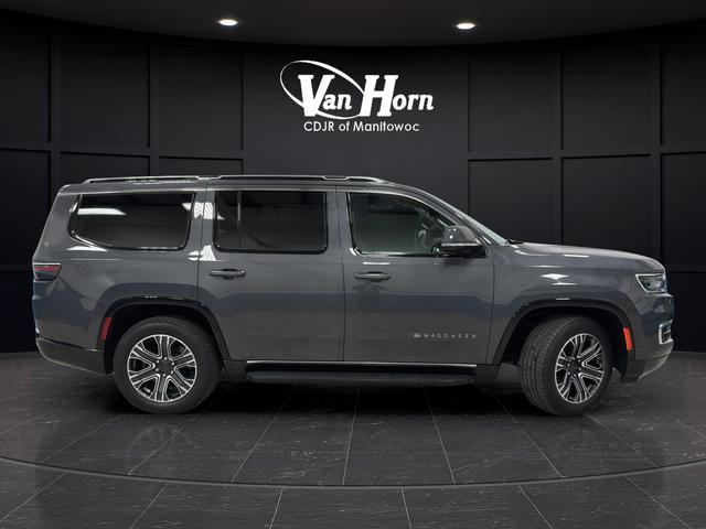Used 2022 Jeep Wagoneer Series III AWD/4WD image 8