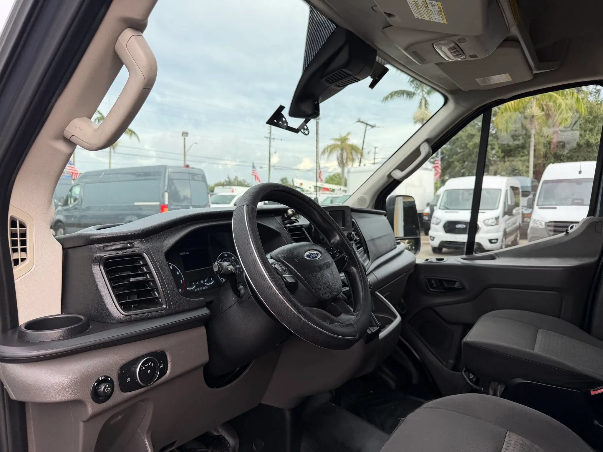 Used 2020 Ford Transit 250 148 High Roof Extended RWD image 12