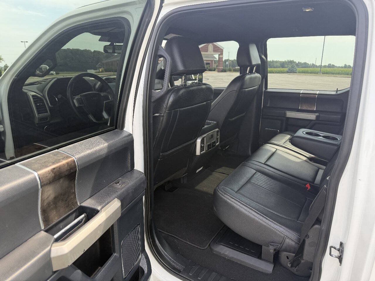 Used 2022 Ford F350 Lariat AWD/4WD image 16