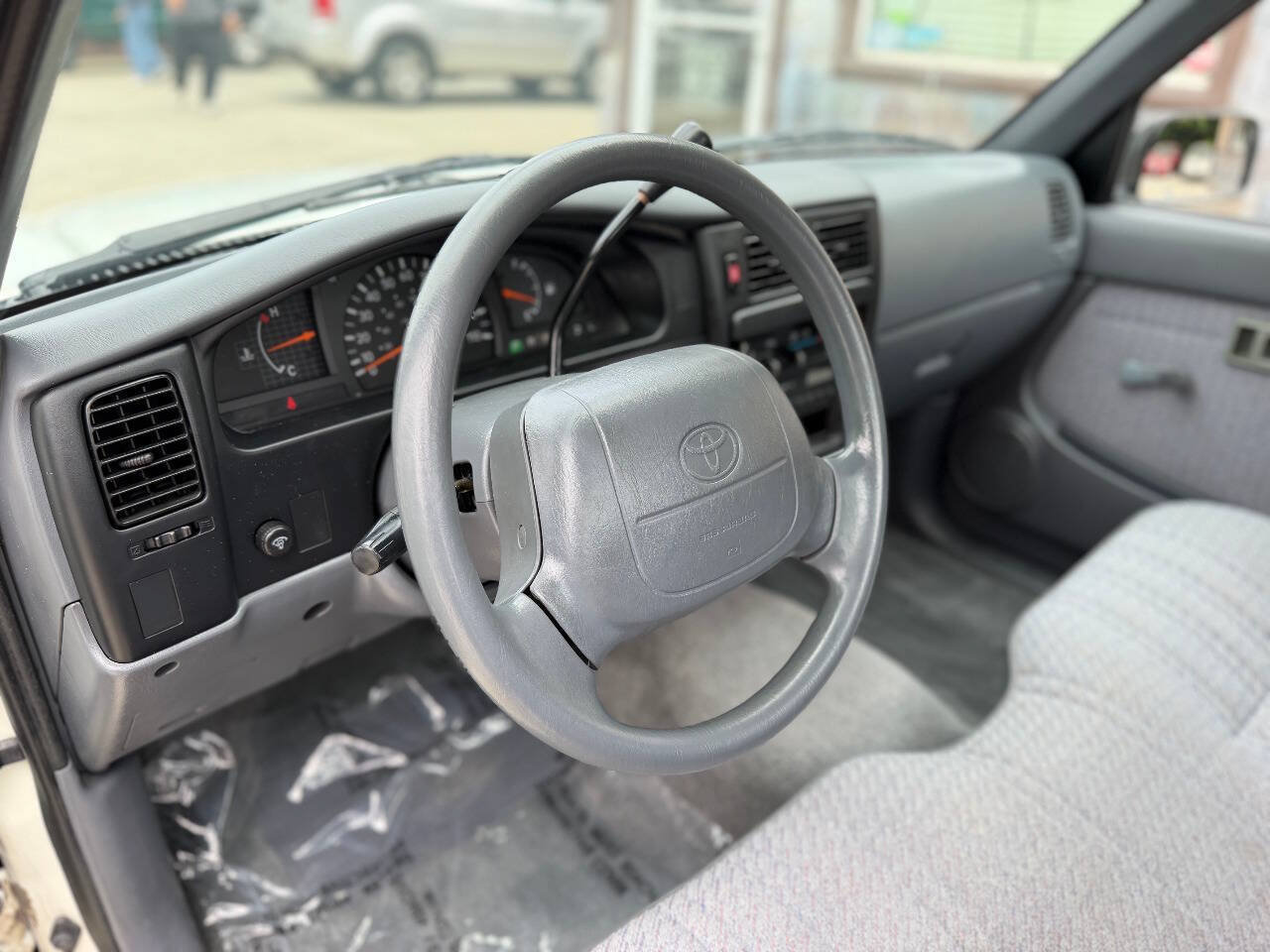 Used 1996 Toyota Tacoma 2WD Regular Cab image 15
