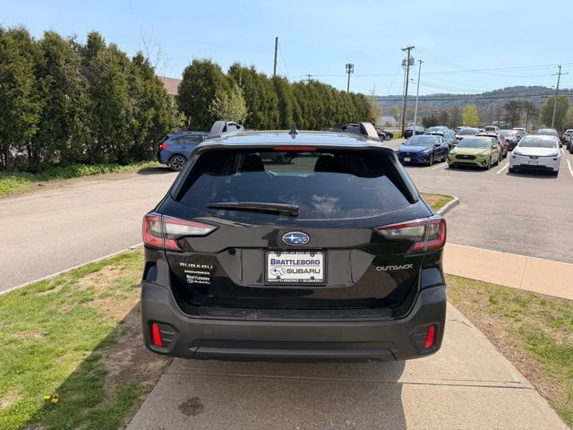 Used 2022 Subaru Outback Premium AWD/4WD image 7