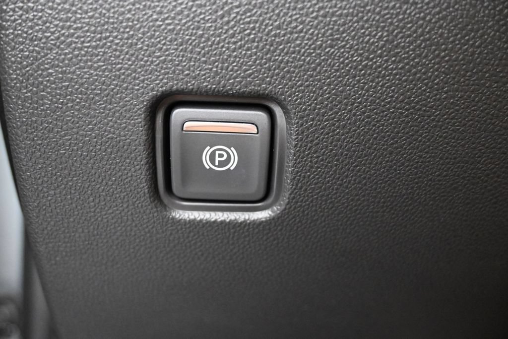 Used 2024 Chevrolet Blazer LT w/ Midnight/Sport Edition FWD image 14