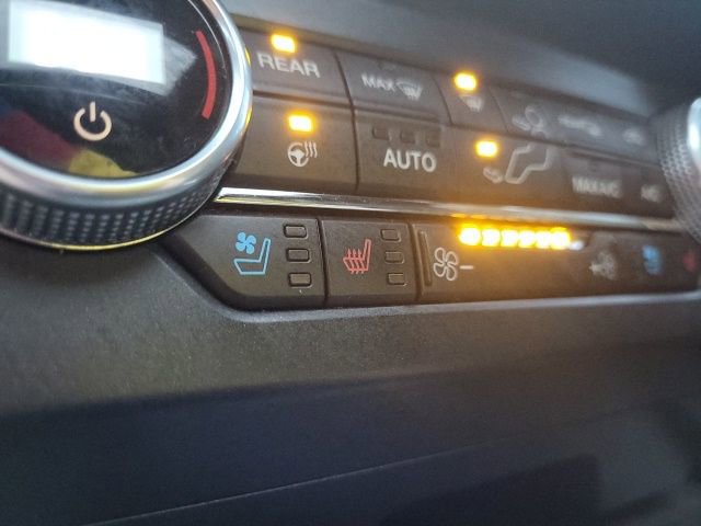 Used 2021 Ford Expedition Limited image 23