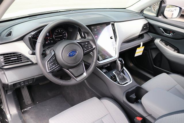 Used 2025 Subaru Outback Premium image 20