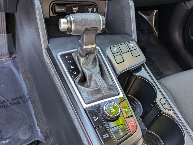 Used 2025 Kia Sportage LX image 20
