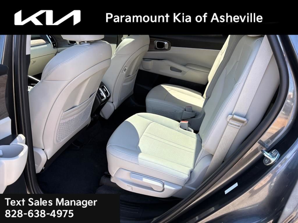 Certified 2022 Kia Sorento X-Line EX image 22