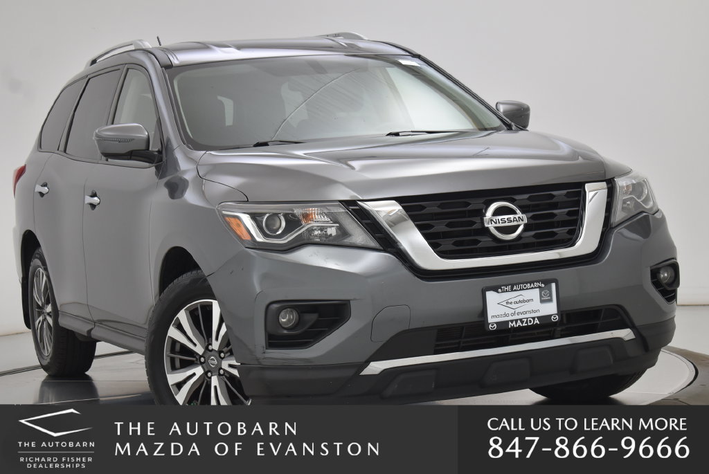 Used 2017 Nissan Pathfinder SV AWD/4WD image 1