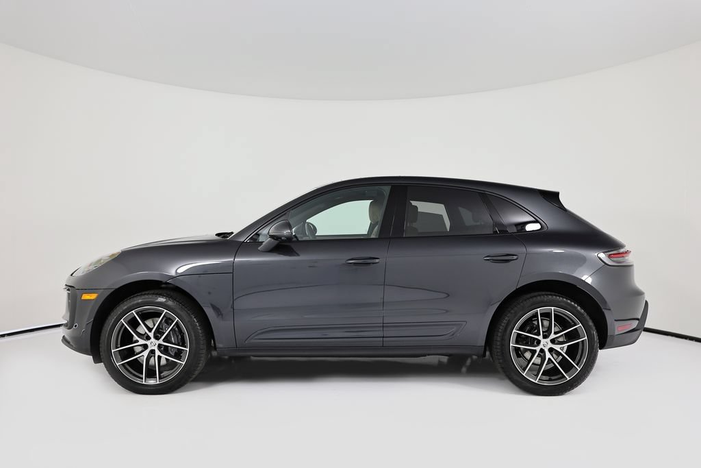 Certified 2026 Porsche Macan AWD/4WD image 2