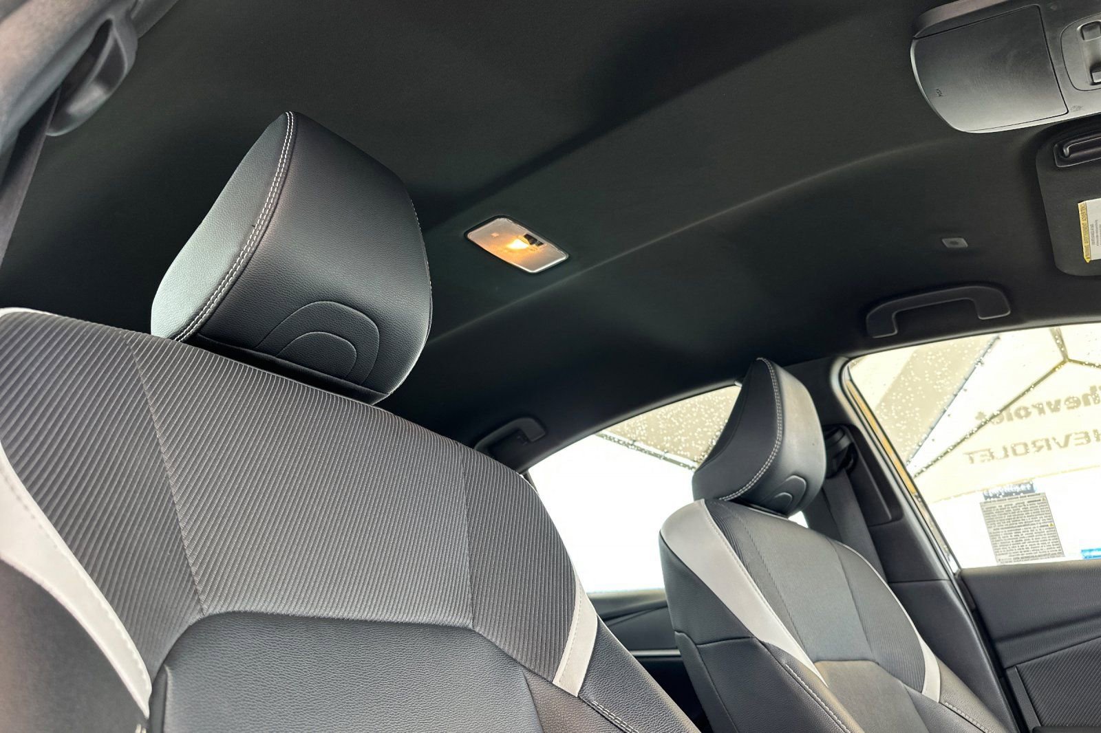 Used 2025 Toyota Camry SE image 16