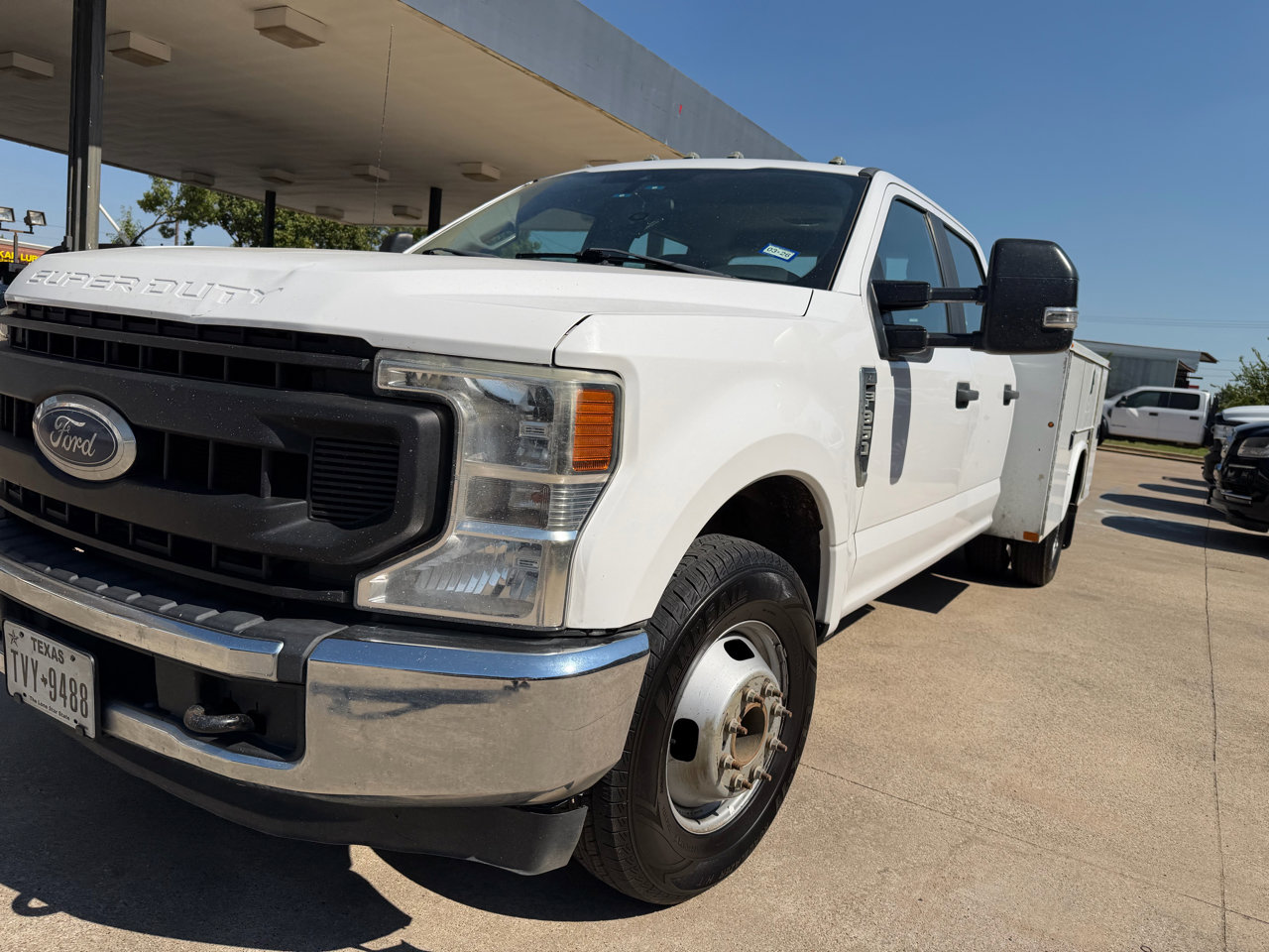 Used 2020 Ford F350 XL w/ Power Equipment Group image 9