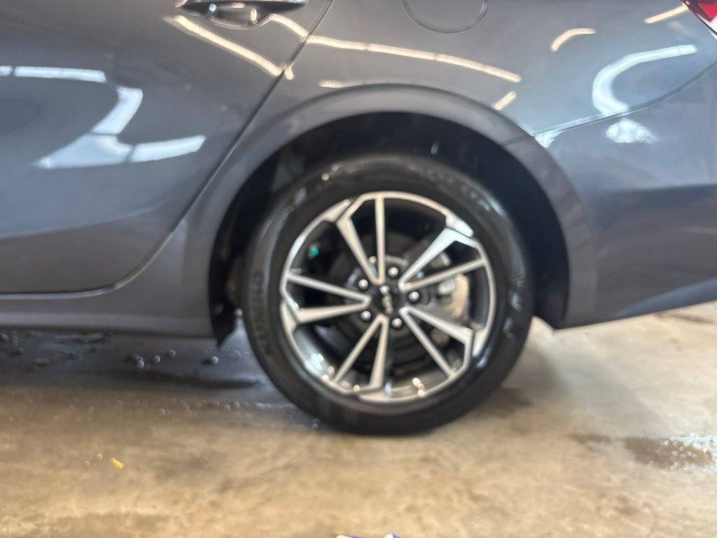 Certified 2023 Kia Forte LXS FWD image 23