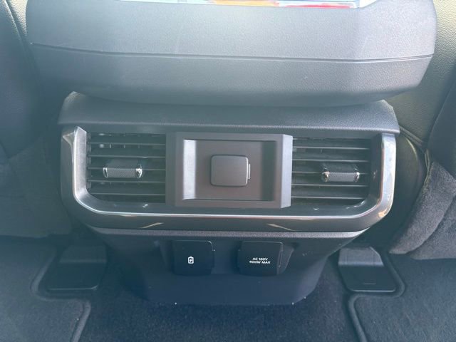 Used 2022 Ford F150 Lariat image 36