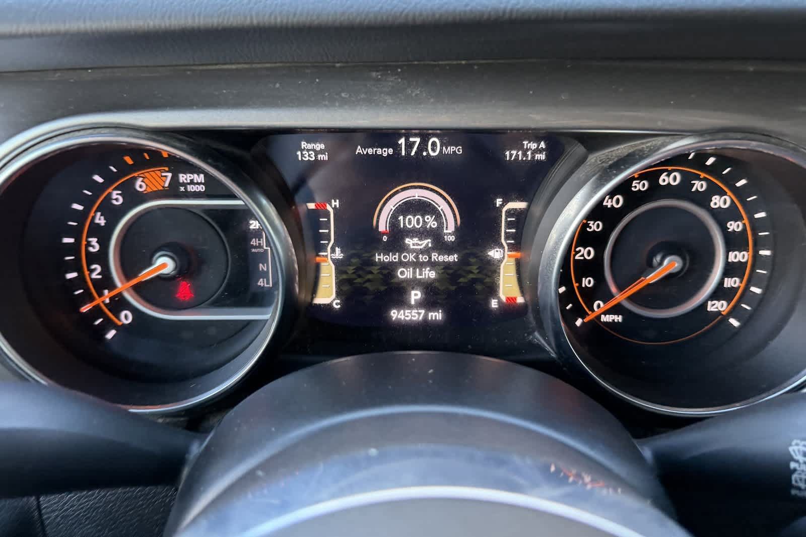Used 2020 Jeep Wrangler Unlimited Sahara AWD/4WD image 30