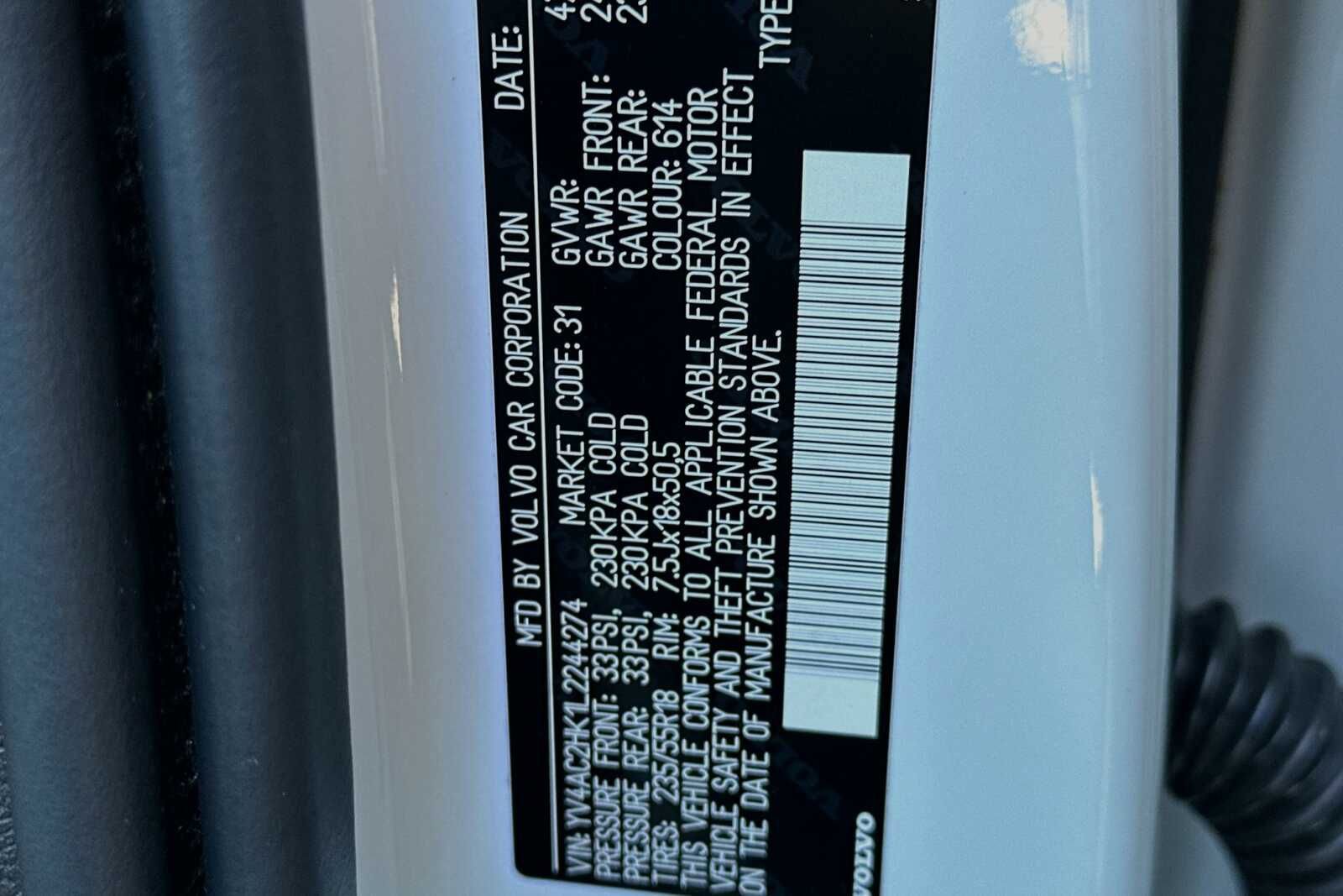 Used 2020 Volvo XC40 T4 Momentum FWD image 28