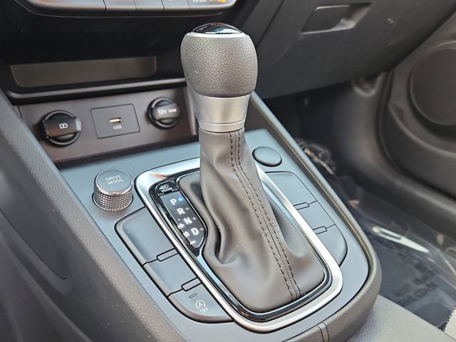 Used 2023 Hyundai Kona SE image 19